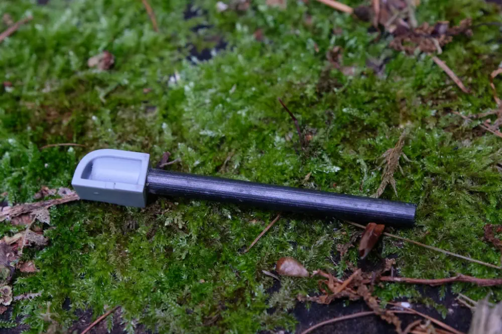Funkenstahl für das Überleben in der Wildnis