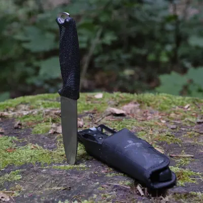 Survival Messer mit Feuerstahl